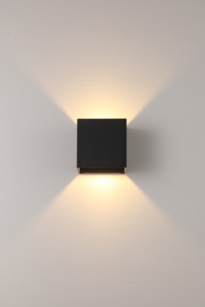 Opbouwspot Newton up & down zwart Searchlight 5053423285207