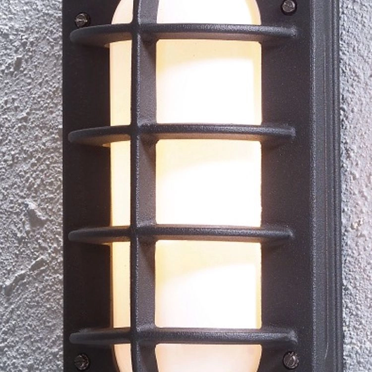 Buitenlamp Loke Plug met stopcontact KonstSmide 7318305147522