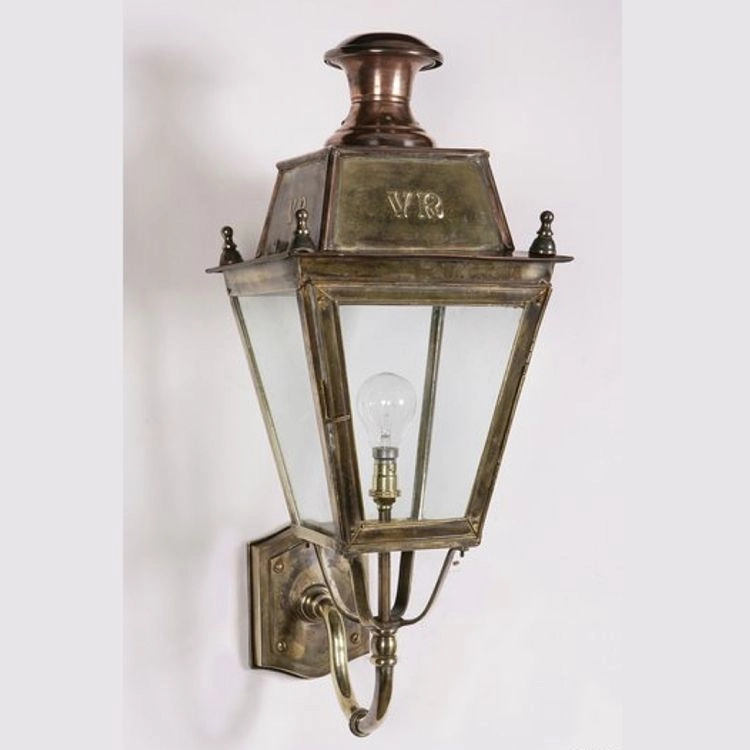 Landelijke buitenlamp Balmoral handgemaakt 72cm - messing (PB) Limehouse 8716803506640