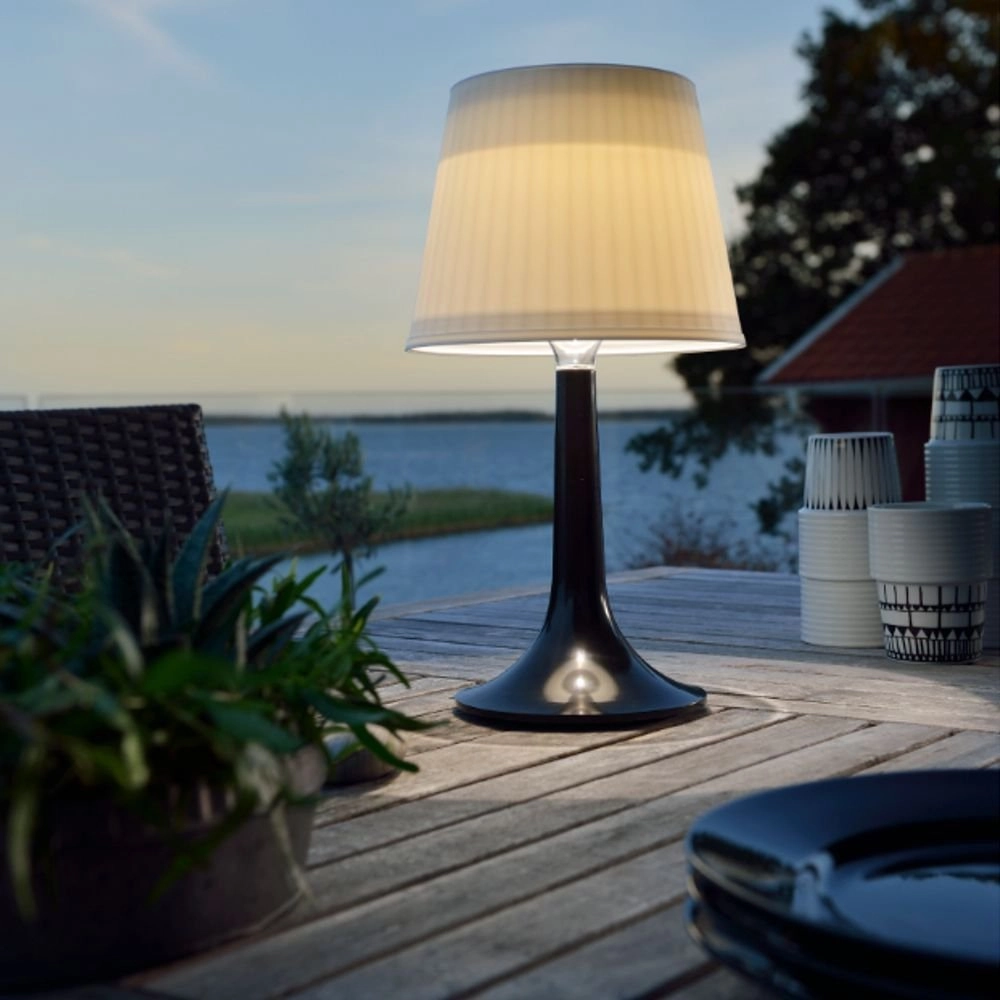 Led buitenlamp Assisi Solar met LED zwart KonstSmide 7318301097524