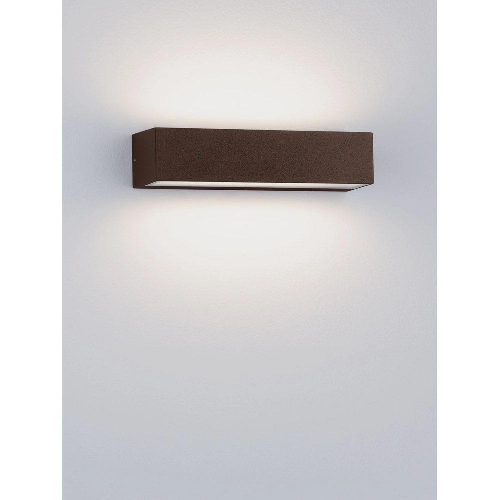 Strakke wandlamp Lane roestbruin 22cm - 21W Lyora 5212017496812
