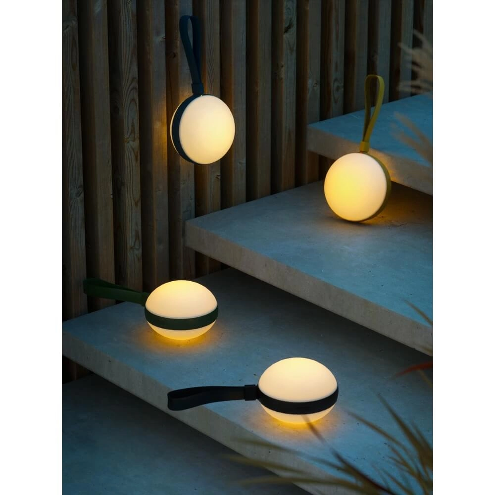 Strak tafellampje Bring To-Go zwart Ø 12cm Nordlux 5704924010545