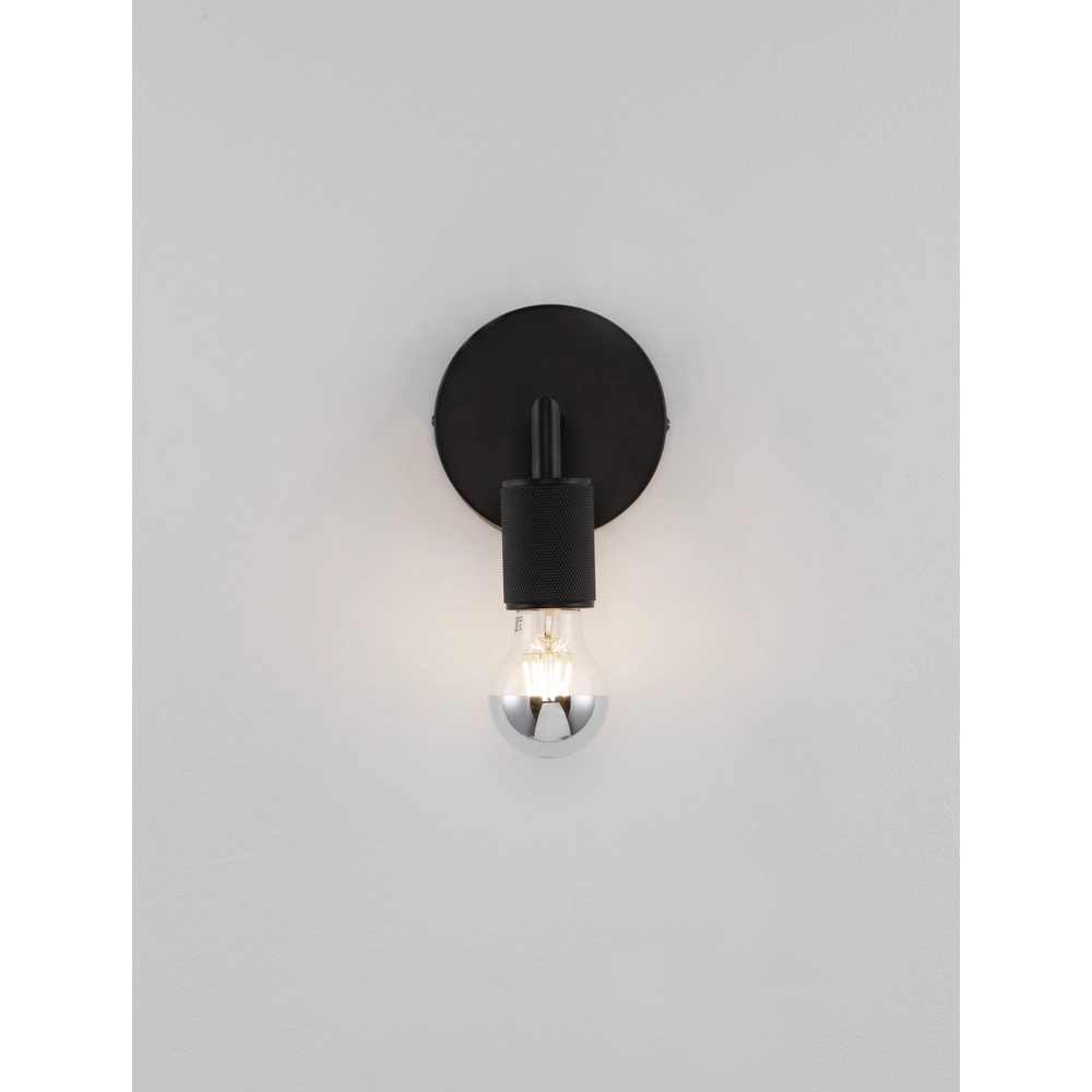 Minimalistische wandlamp Royal zwart Lyora 5212017436023