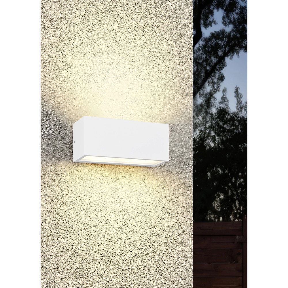 Strakke buitenlamp Mayenne wit Trio 4017807647563