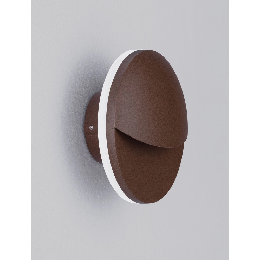 Strakke wandlamp Pan roestbruin Lyora 5212017470454