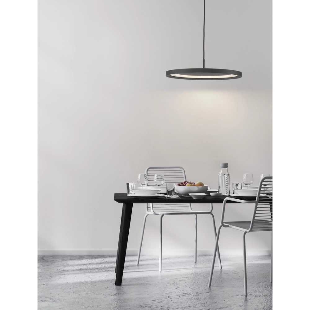 Strakke hanglamp Andria zwart Ø 40cm Lyora 5212017432001