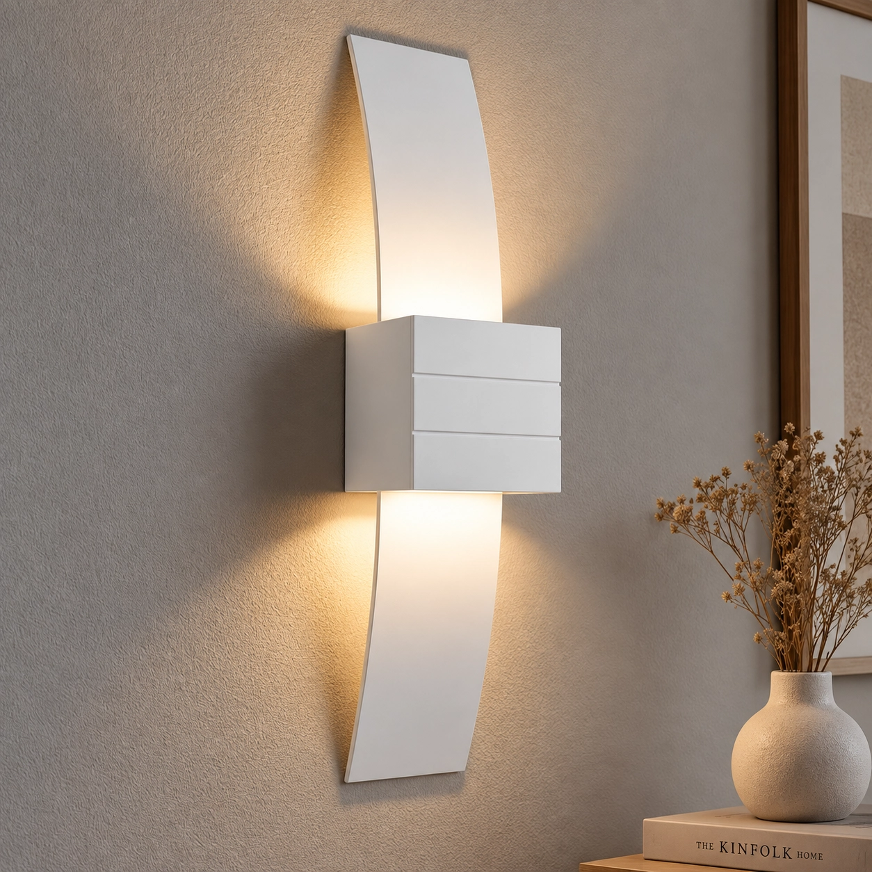 Design wandlamp Gyhumii wit
