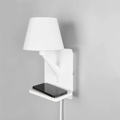 Strak nachtlampje Comfort wit - met usb Trio 4017807614756