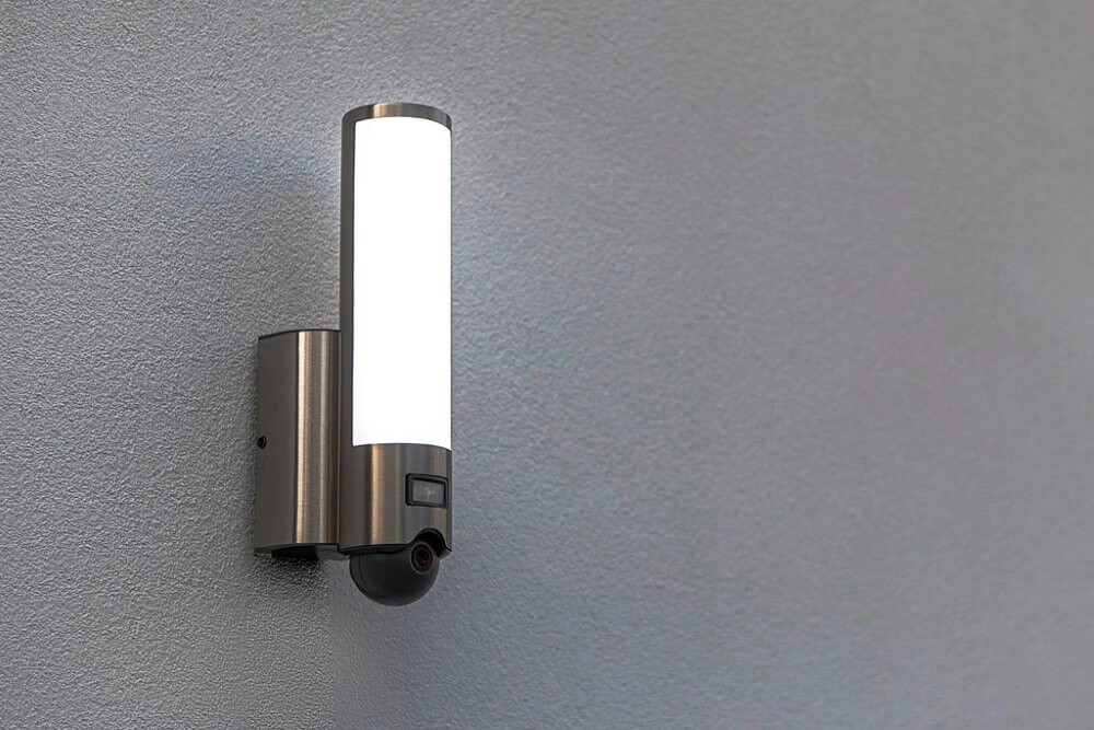Wall lamp Elara Stainless steel with camera Lutec 6939412014043
