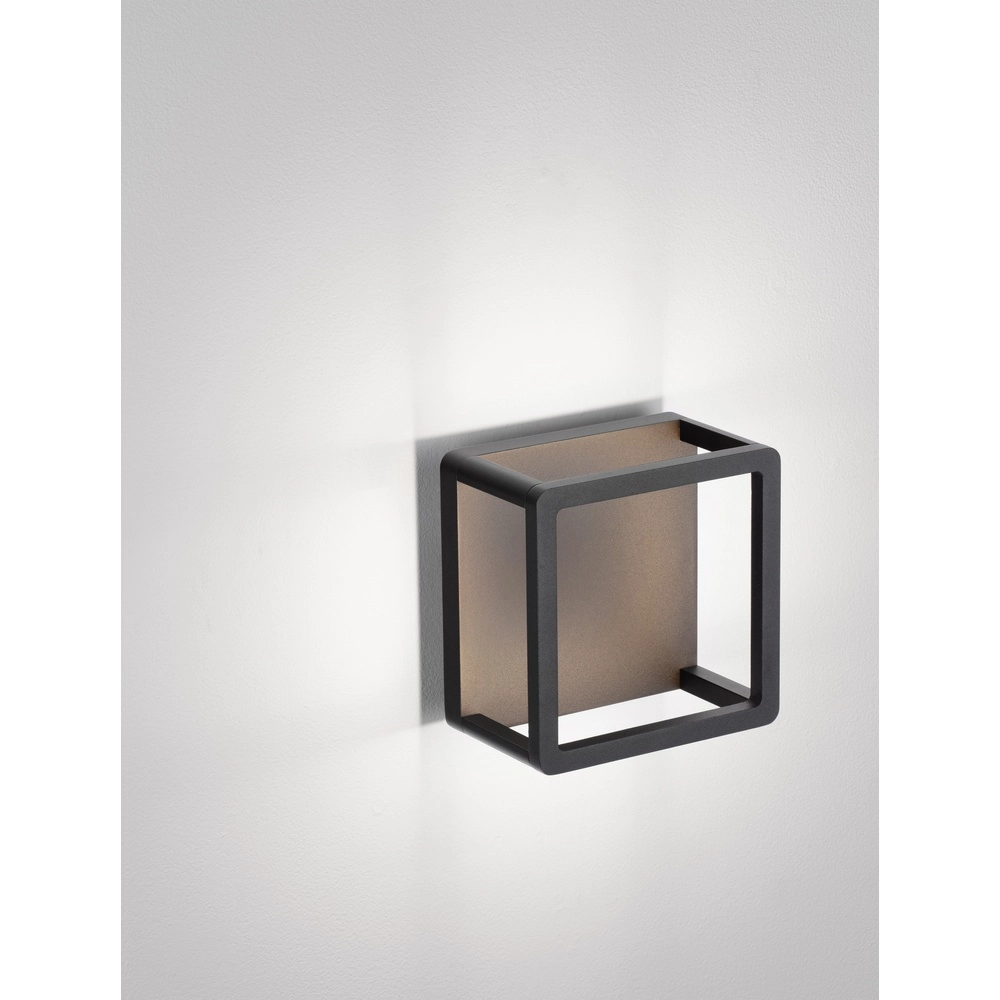 Design wandlamp Akmi vierkant