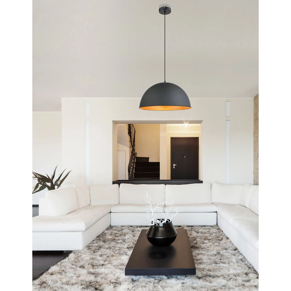 Zwarte hanglamp Lenn met gouden binnenkant Ø 41cm