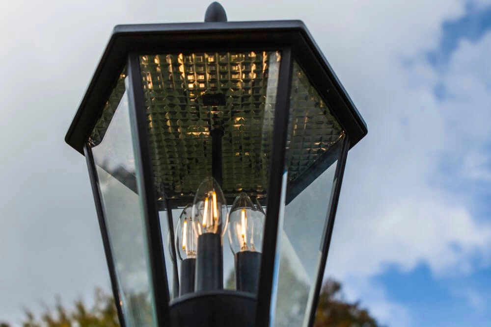 Klassieke lantaarn London solar Lutec 6939412078908