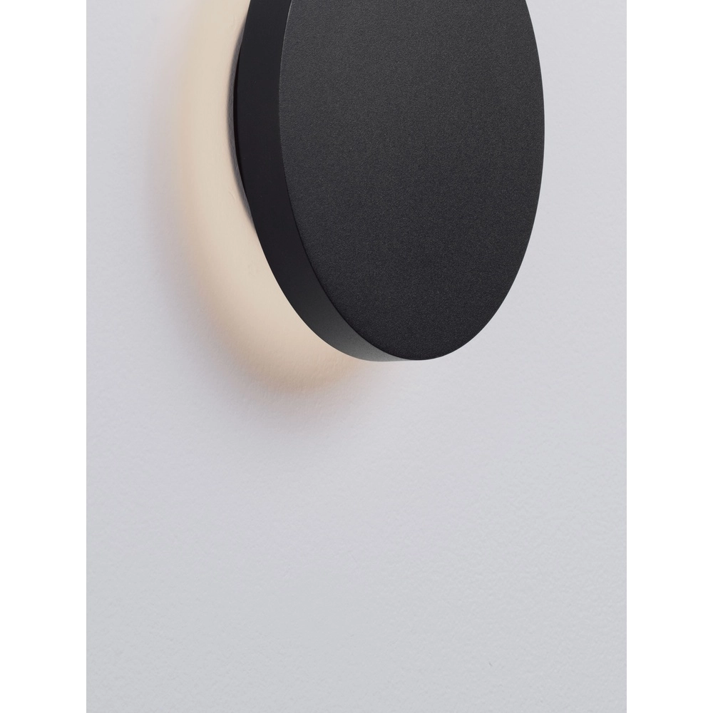 Zwarte wandlamp Nitro design Lyora 5212017453105