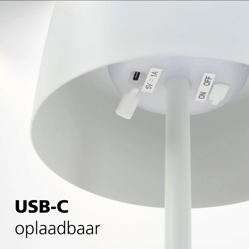 Strakke terraslamp Roccanova solar wit met usb Eglo 9008606355082