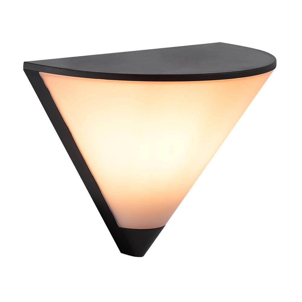 Driehoekige wandlamp Noorstad zwart