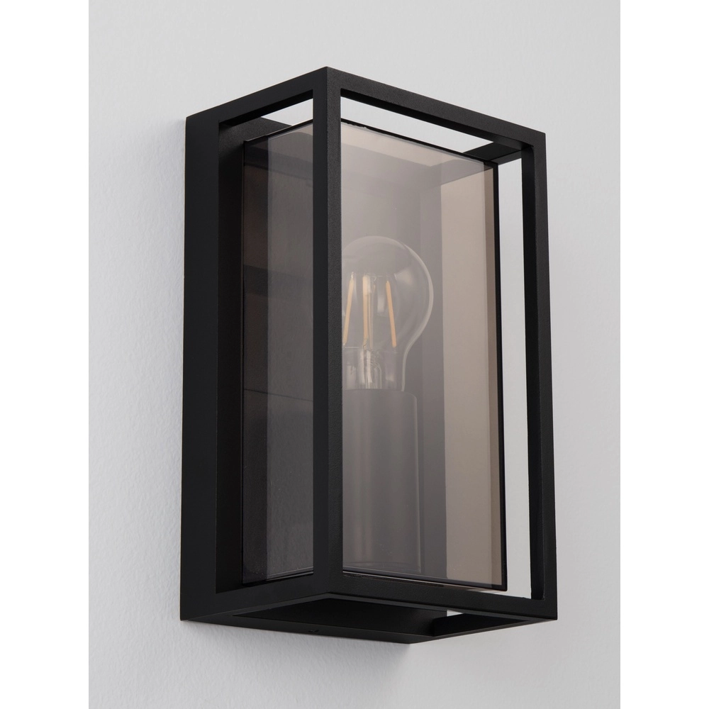 Zwarte wandlamp Bonn voor buiten Lyora 5212017496591