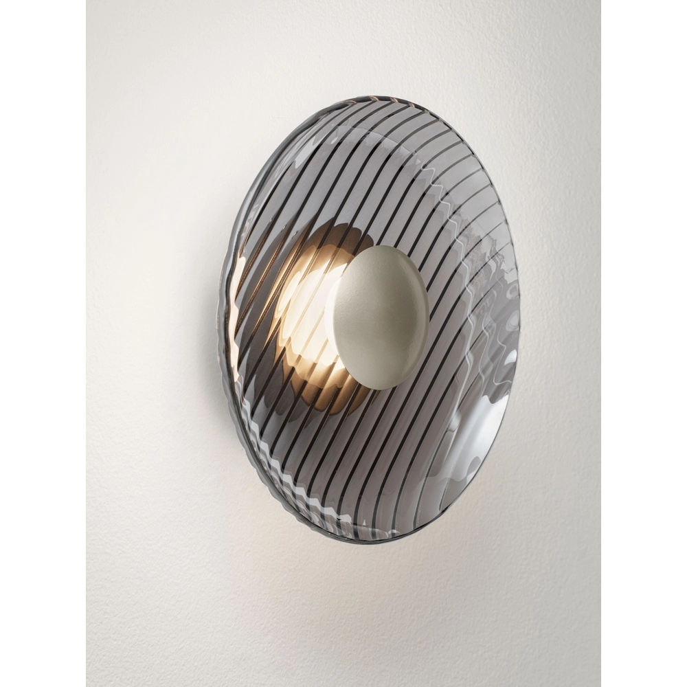 Wandlamp Lavina zilvergrijs met smoke glas Ø 25cm Lyora 5212063501423