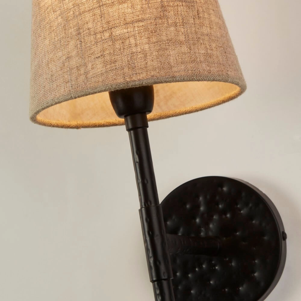 Wandlamp Gothic zwart Searchlight 5053423249988