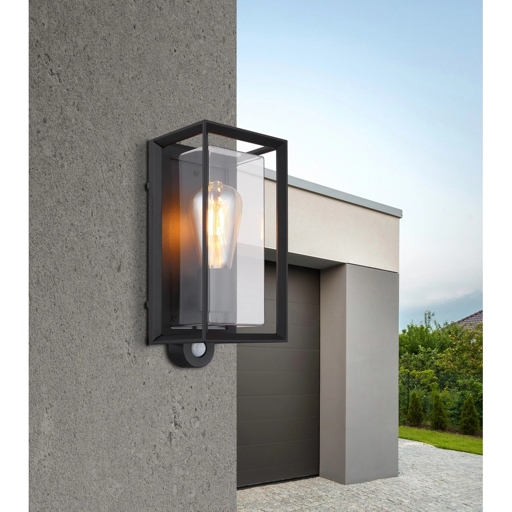 Buiten wandlamp Logana zwart met sensor Globo 9007371468812