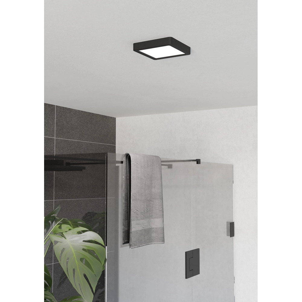 Plafonnière IP44 Fueva 6 vierkant - zwart - 15x15cm Eglo 9008606330331
