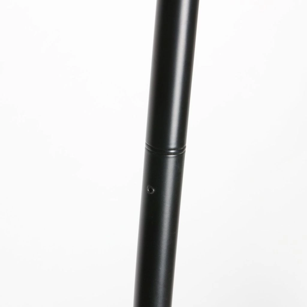 Zwarte vloerlamp Curve met witte kap Ø60cm Steinhauer 8712746185379
