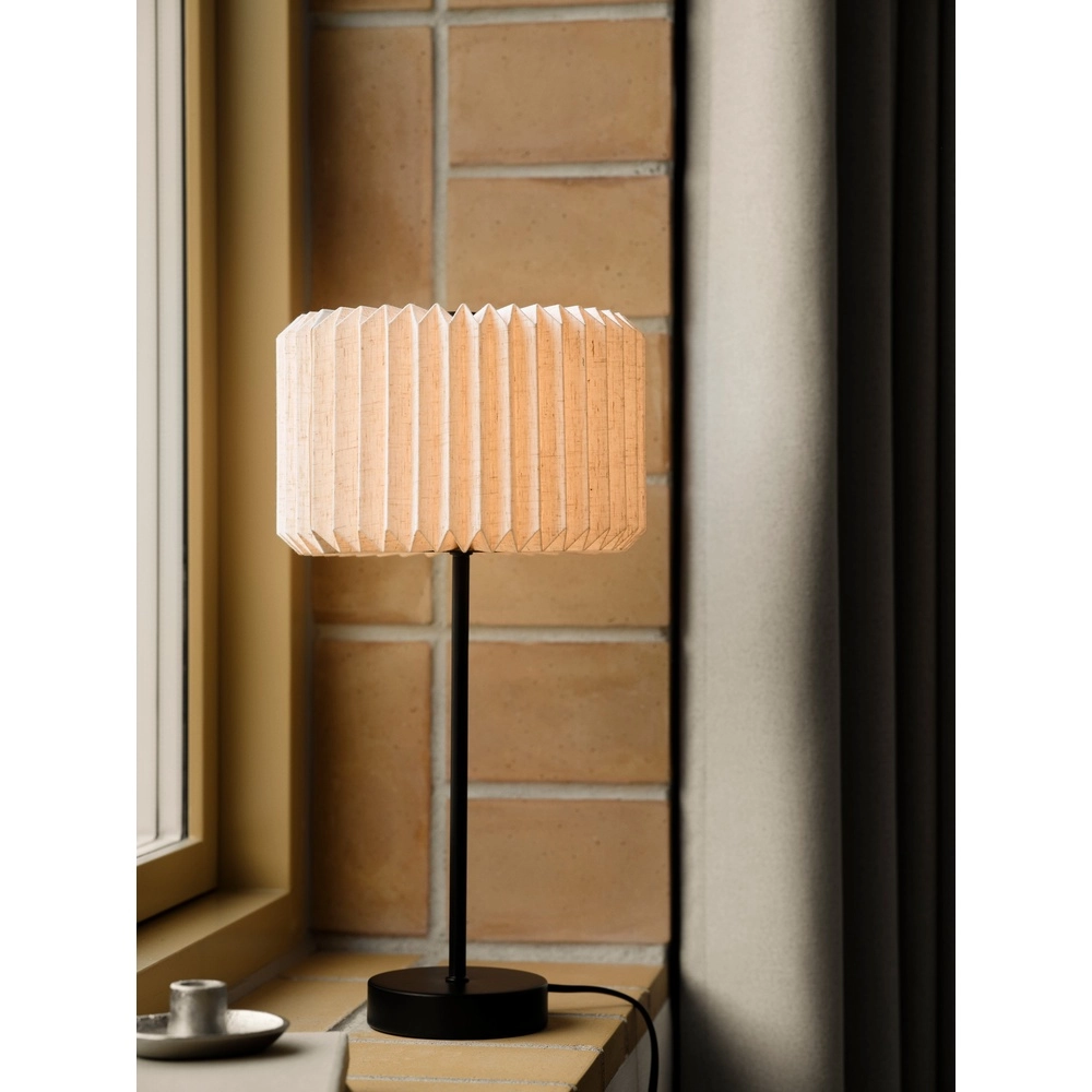 Scandinavische tafellamp Vivienne 