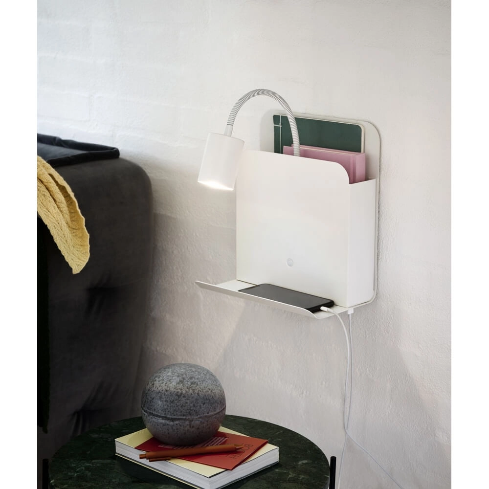 Witte wandlamp Roomi met usb-aansluiting Nordlux 5704924005657