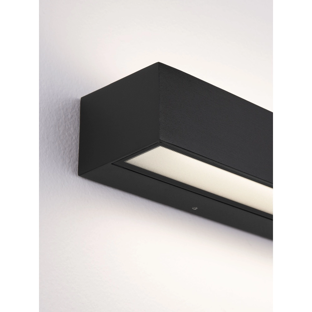Strakke wandlamp Lane zwart 36cm - 28W Lyora 5212017496751