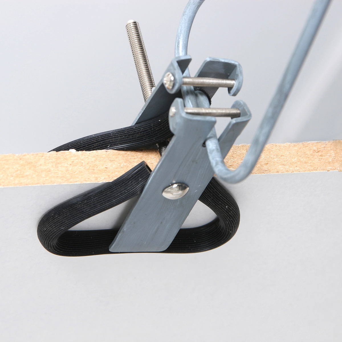 Klemspot Gearwood zinkgrijs met hout Steinhauer 8712746133776
