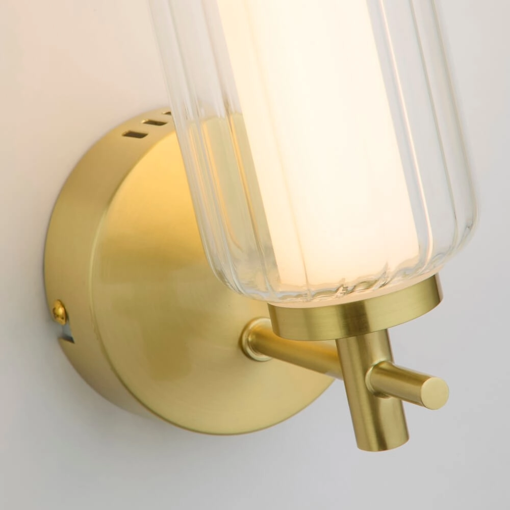 Moderne wandlamp Mod messing Searchlight 5053423273105