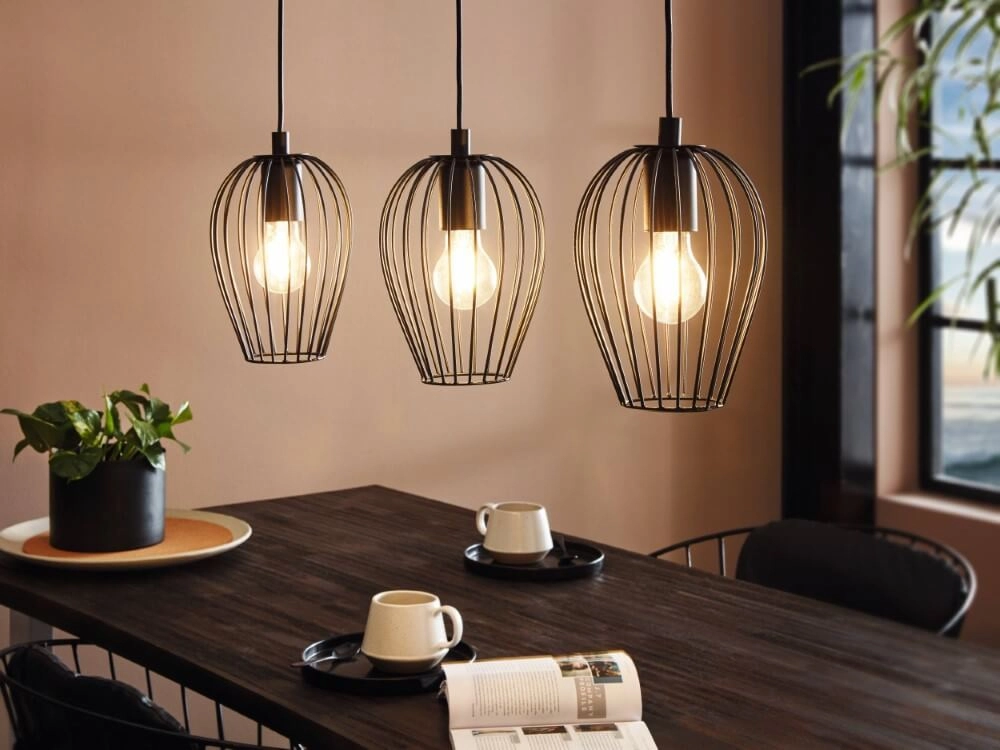 Hanglamp Newtown Beam 3-lichts 70cm zwart Eglo 9002759494780