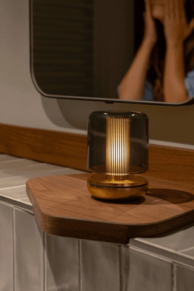 Oplaadbare tafellamp Firefly gold smoked Humble 6097522568556
