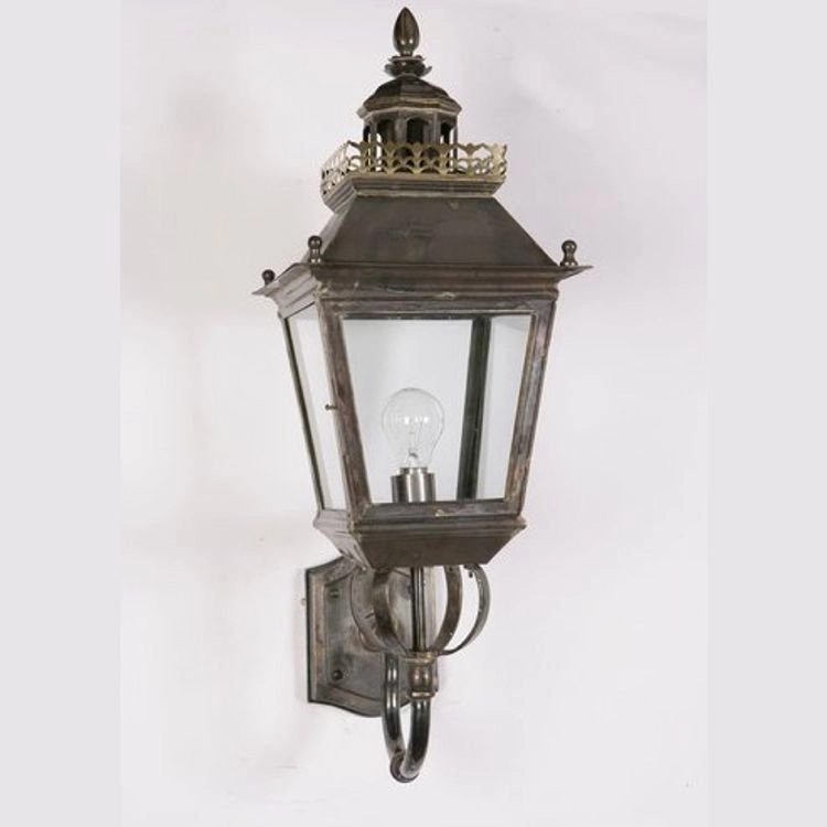 Landelijke buitenlamp Chateau handgemaakt - antiek koper (ANT) Limehouse 8716803506800