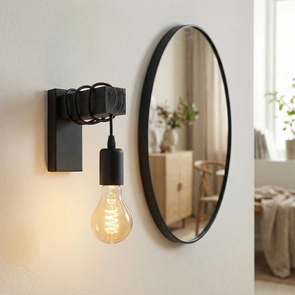 Landelijke wandlamp Townshend zwart hout Eglo 9002759307387