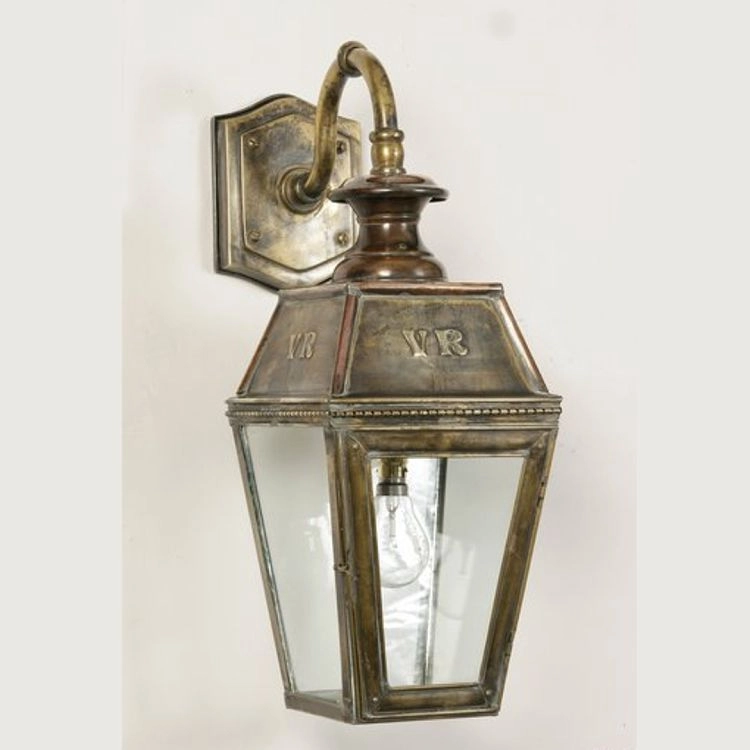 Landelijke buitenlamp Kensington Top Mount handgemaakt - antiek koper (ANT) Limehouse 8716803506671