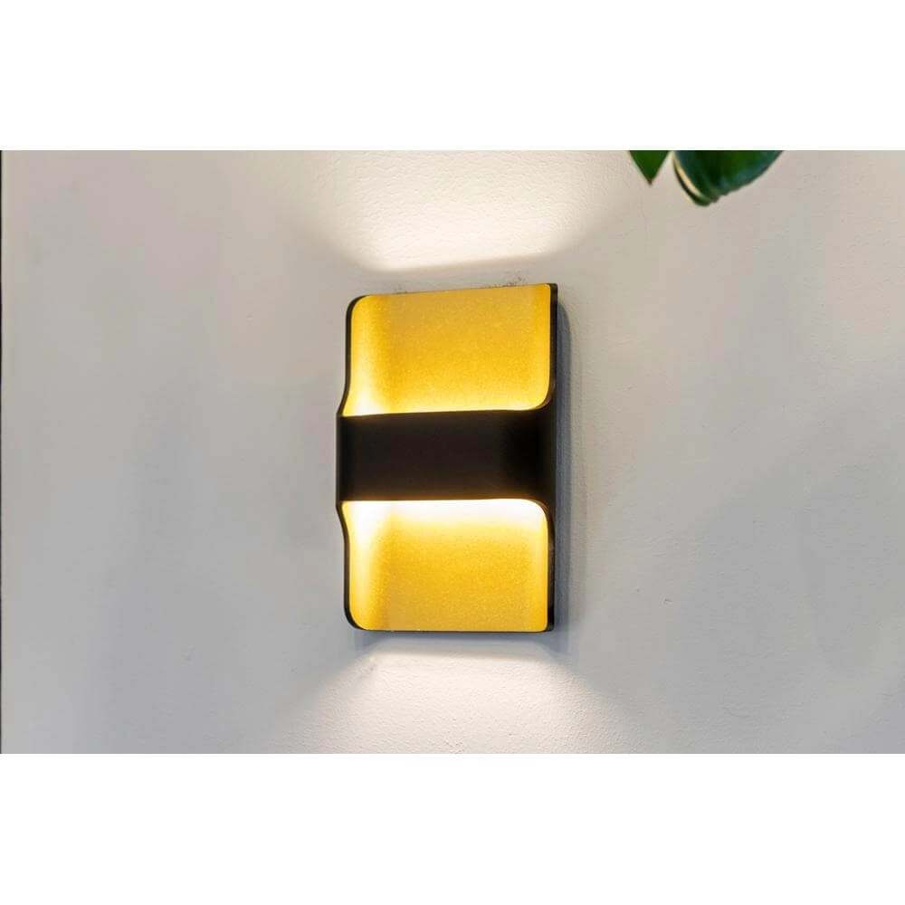 Wandlamp design Dallas zwart met goud Artdelight 8719831737994