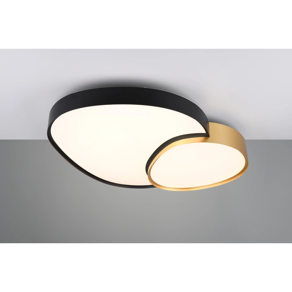 Organische plafonniere Rise 77cm zwart met goud Trio 4017807600629