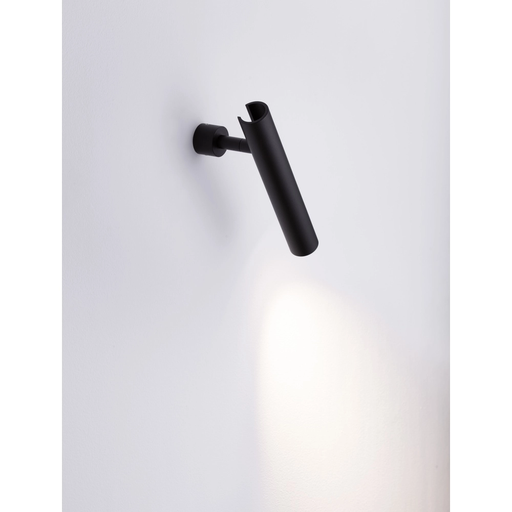 Wandlamp Arlo zwart Lyora 5212017460691