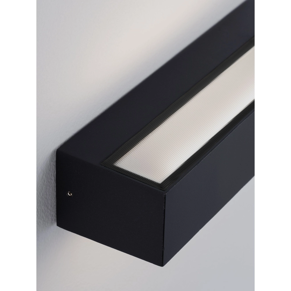 Strakke wandlamp Lane zwart 22cm - 21W Lyora 5212017496737