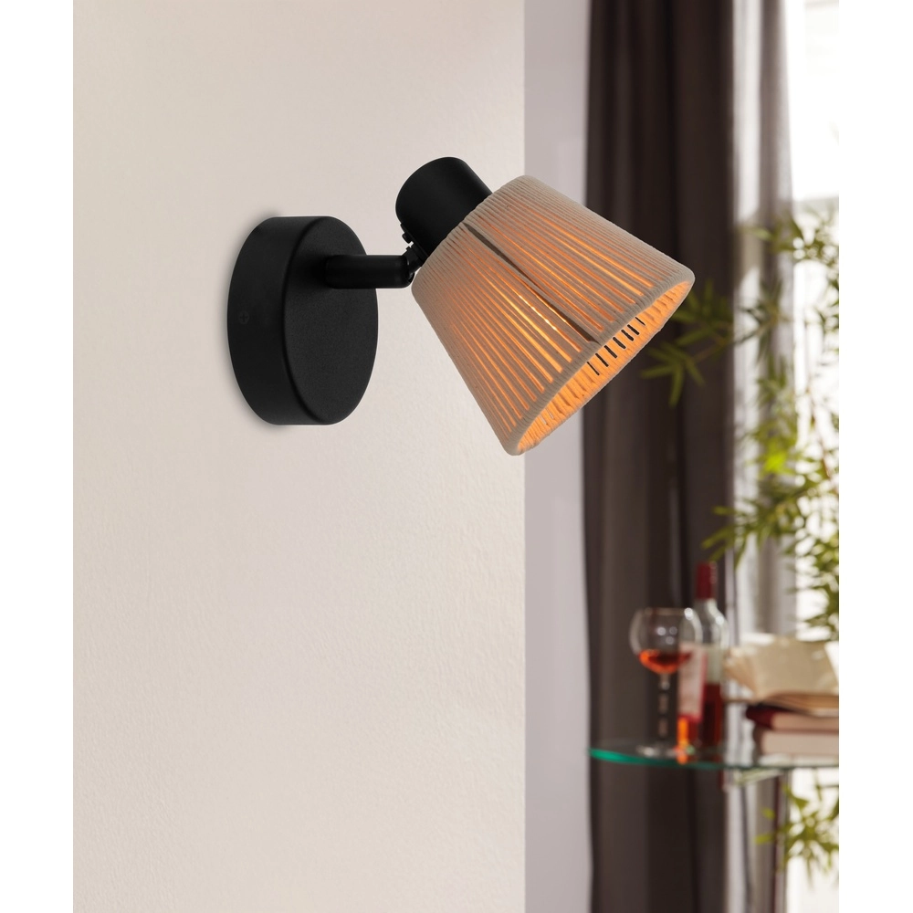 Wandlampje Seagard zwart met rotan Eglo 9008606359820