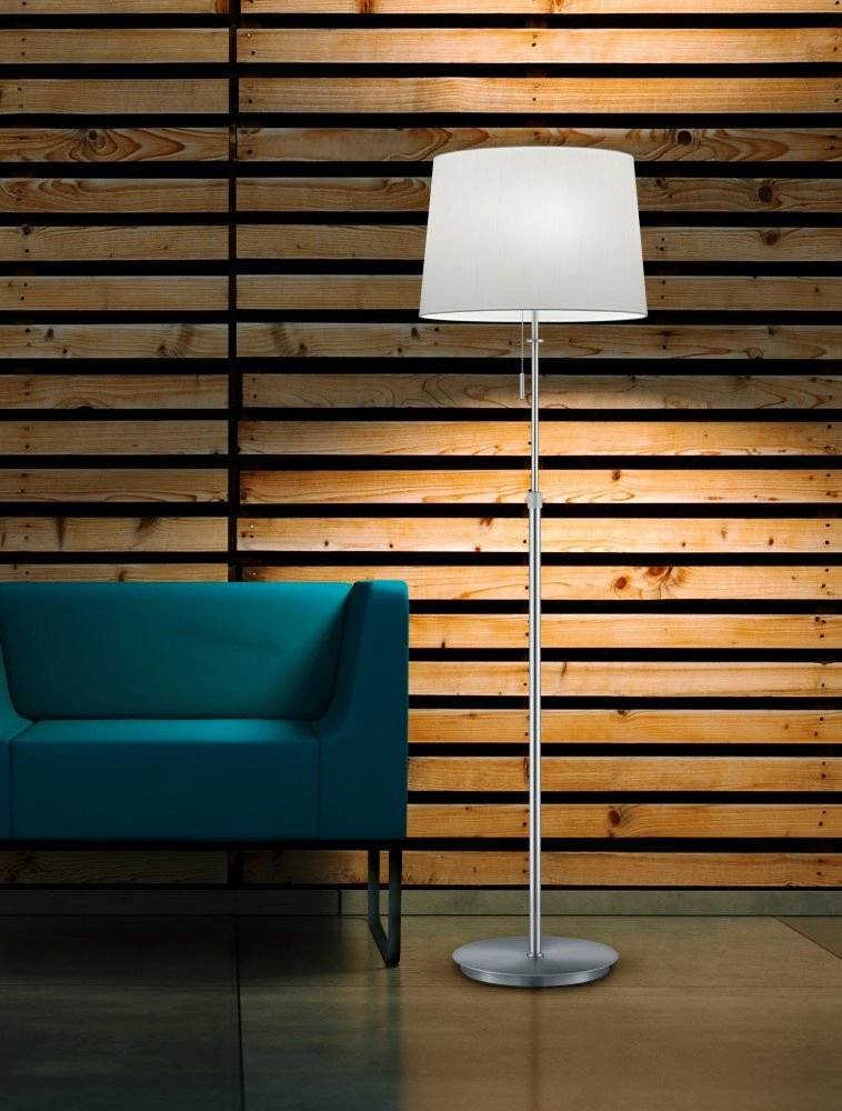 vloerlamp Lyon 138cm metaalgrijs Trio 4017807389654