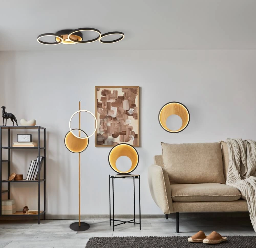 Wandlamp Curio zwart met hout Searchlight 5053423246437