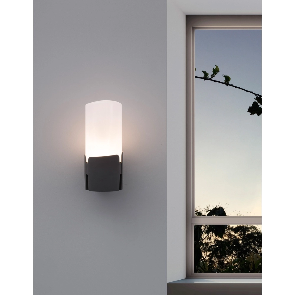 Strakke wandlamp Pyro grijs
