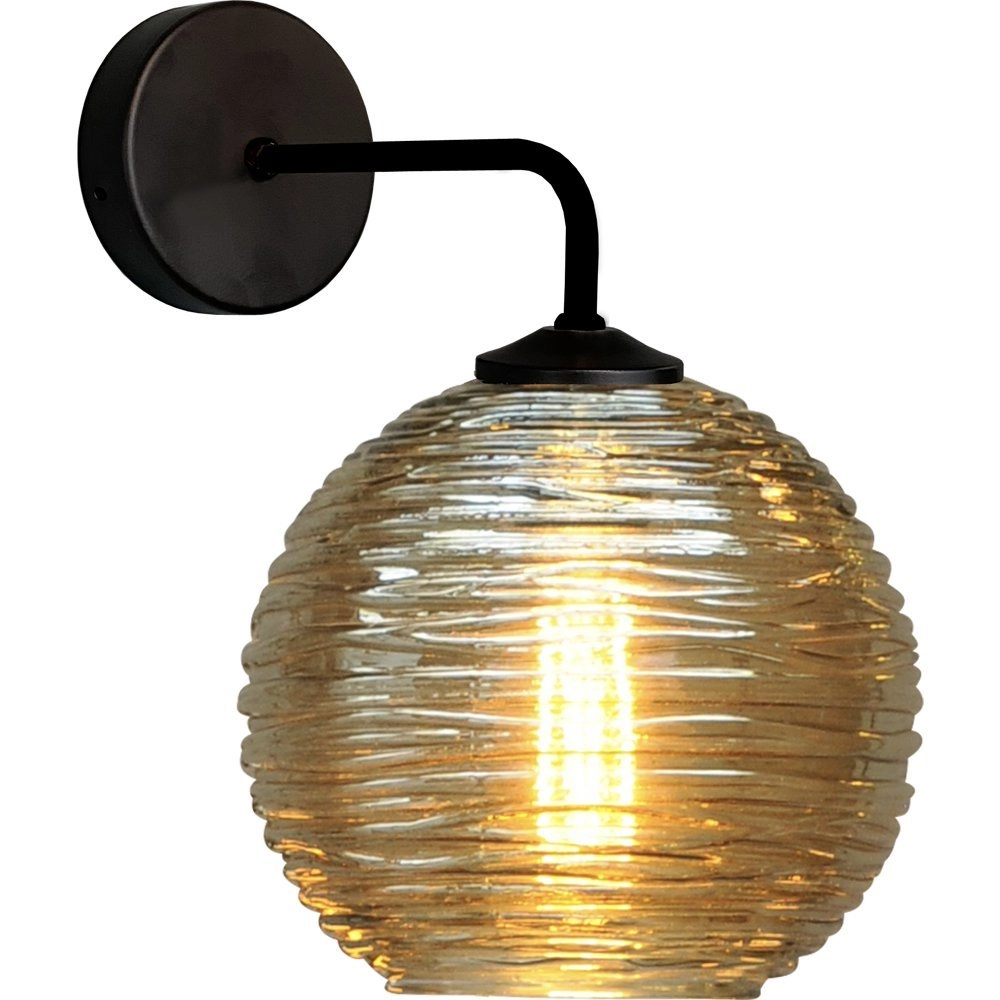 Zwarte wandlamp Quinto met gestreept glas