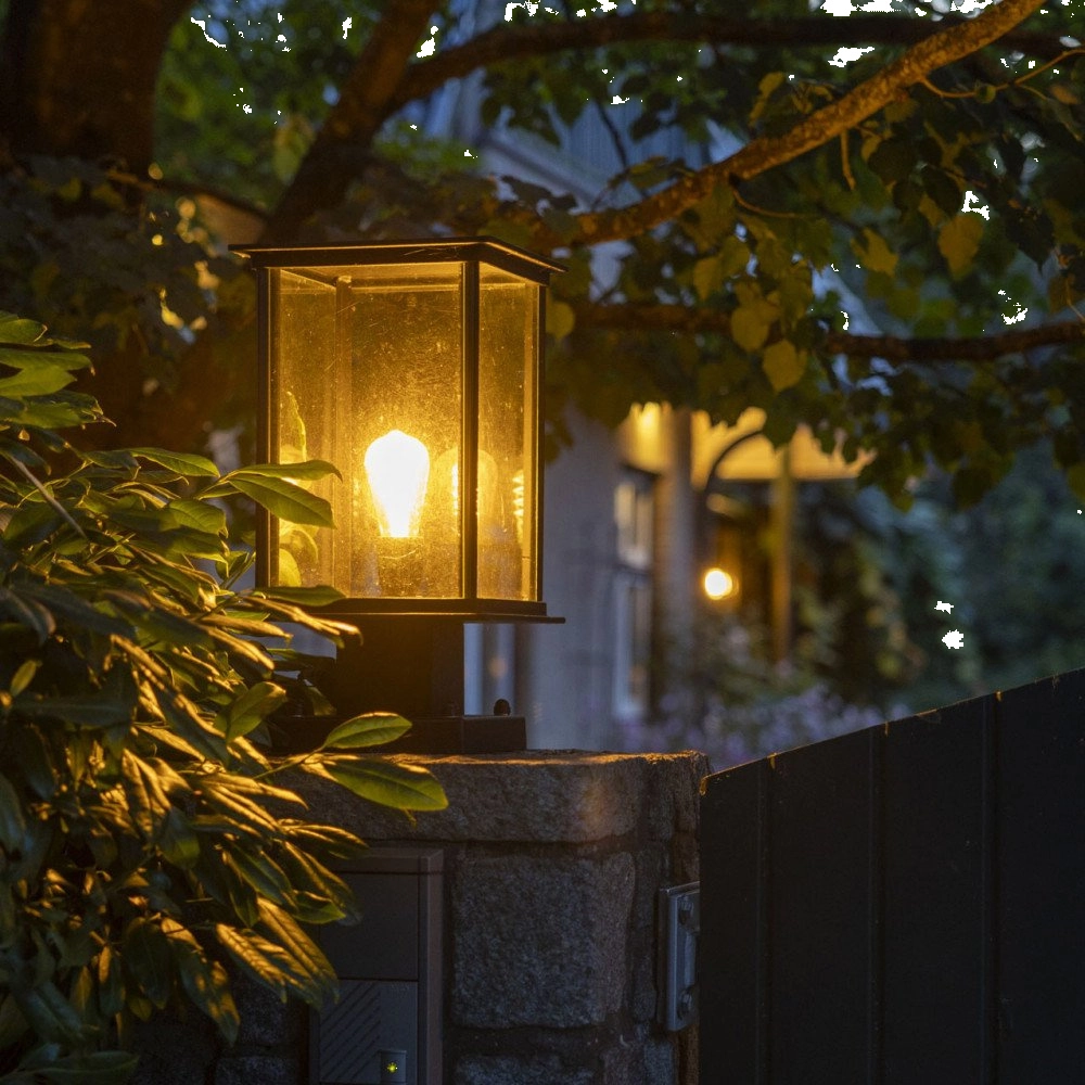 Moderne sokkellamp Capital zwart KS verlichting 8714732777506