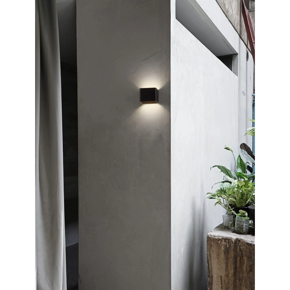 Wandspot Epic vierkant zwart Lyora 5212017444325