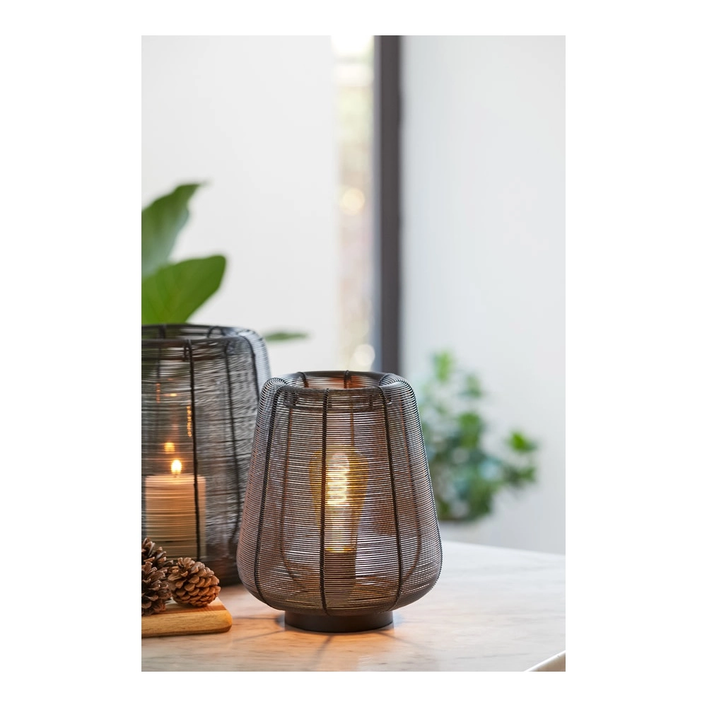 Zwarte tafellamp Adeta Ø 22cm Light & Living 8717807600914