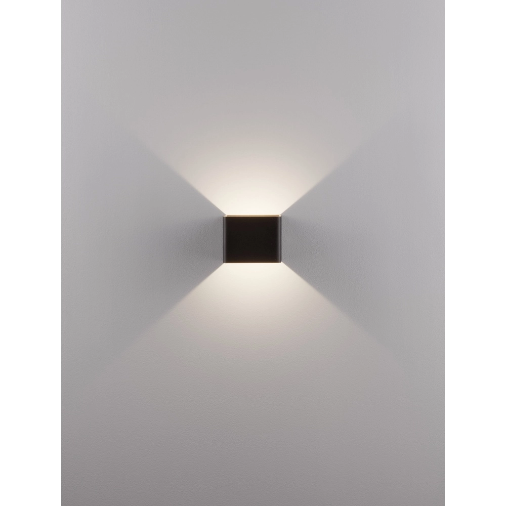 Wandspot Epic vierkant zwart