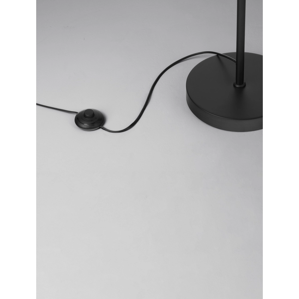 Vloerlamp Caro zwart en rotan Lyora 5212017453013