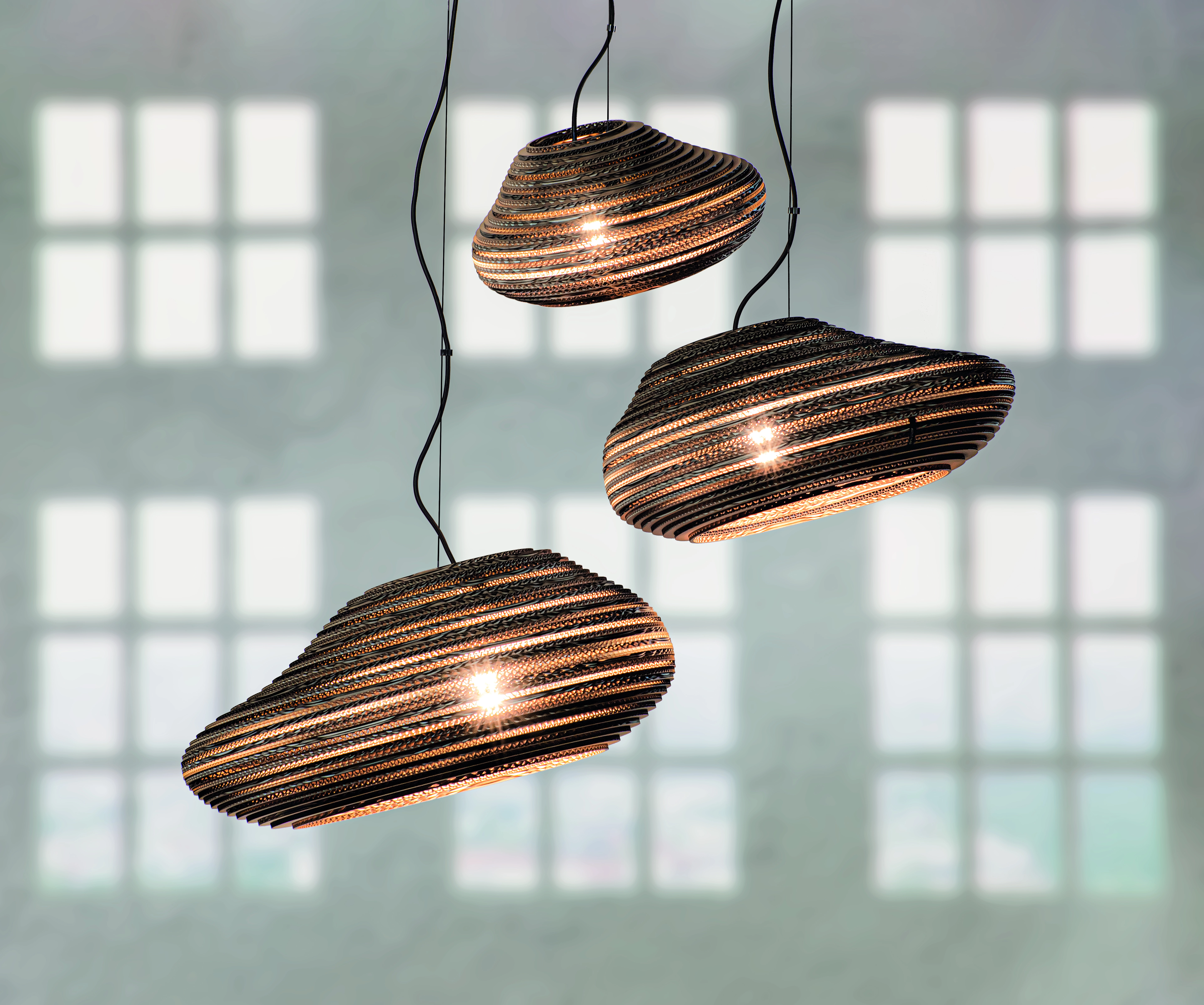 Oval 440 kartonnen hanglamp Ø 44cm Think Paper 8720165407095